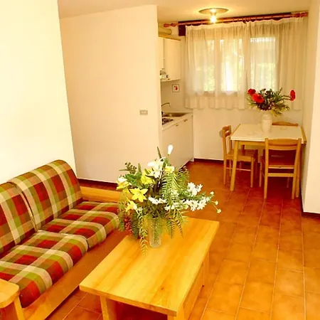 Διαμέρισμα Cozy With Fenced Garden In Λινιάνο Σαμπιαντόρο